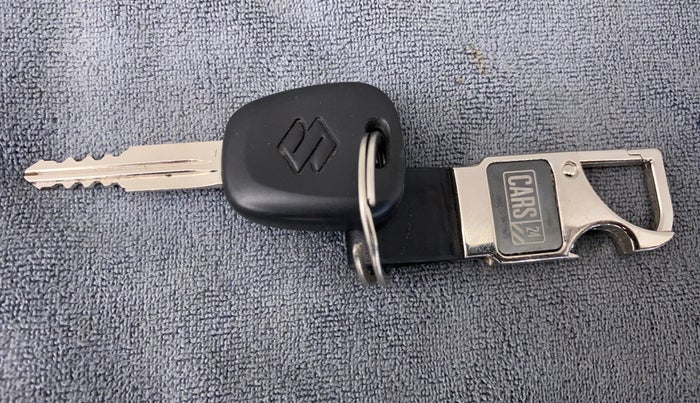 2021 Maruti Alto LXI CNG, CNG, Manual, 29,033 km, Key Close Up
