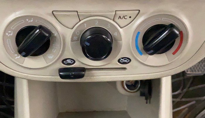 2021 Maruti Alto LXI CNG, CNG, Manual, 29,033 km, AC Unit - Directional switch has minor damage