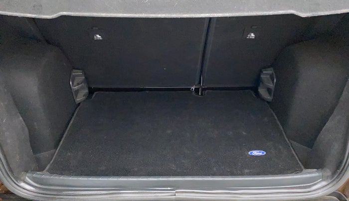 2020 Ford Ecosport TITANIUM 1.5 SPORTS(SUNROOF) PETROL, Petrol, Manual, 21,531 km, Boot Inside