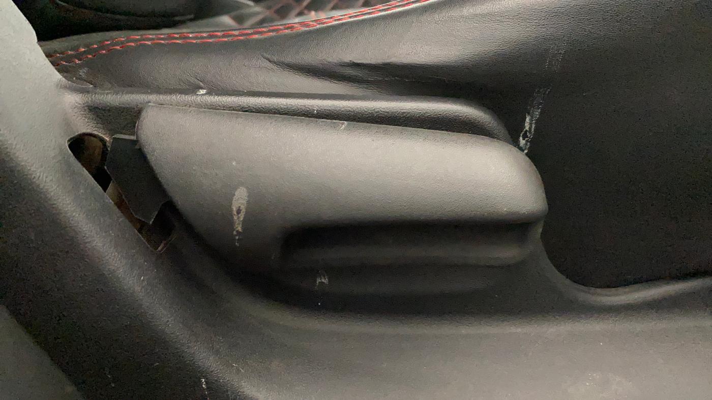 2016 Maruti Swift VXI, Petrol, Manual, 97,899 km, Driver Side Adjustment Panel
