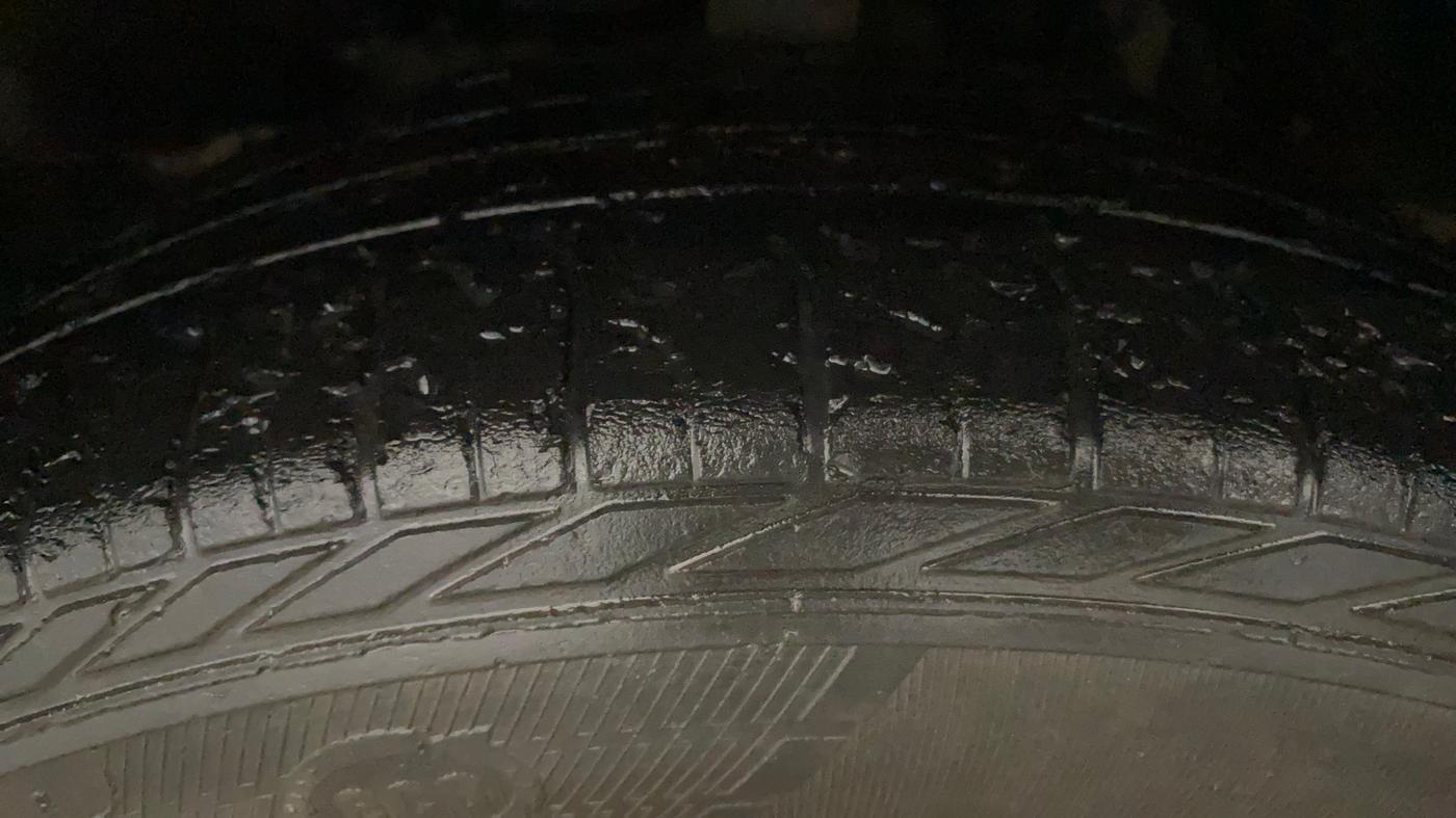 2020 Tata NEXON XMA PETROL, Petrol, Automatic, 81,670 km, Left Front Tyre Tread