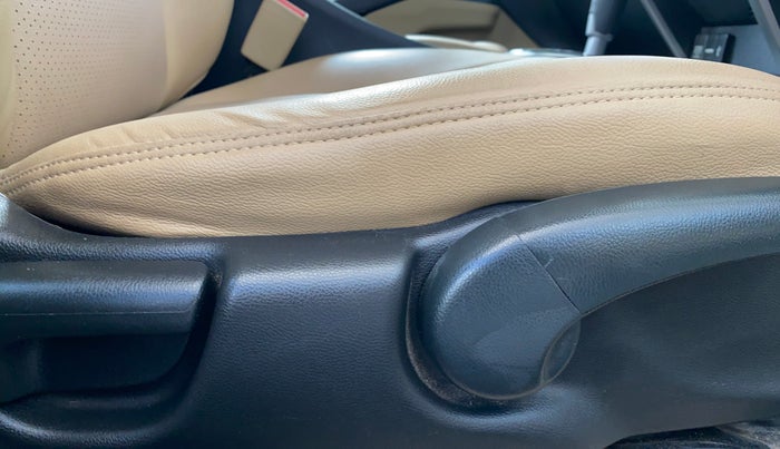 2018 Honda City 1.5L I-VTE V CVT, Petrol, Automatic, 68,568 km, Driver Side Adjustment Panel