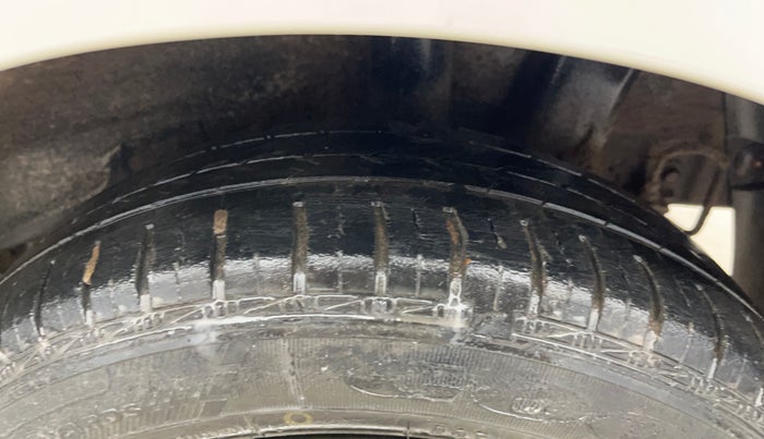 2018 Hyundai Grand i10 SPORTZ (O) 1.2 KAPPA VTVT, Petrol, Manual, 45,578 km, Left Rear Tyre Tread