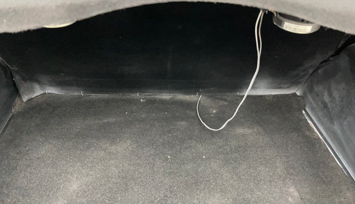 2018 Hyundai Grand i10 SPORTZ (O) 1.2 KAPPA VTVT, Petrol, Manual, 45,578 km, Boot Inside