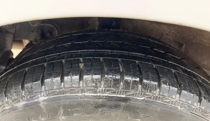 2018 Hyundai Grand i10 SPORTZ (O) 1.2 KAPPA VTVT, Petrol, Manual, 45,578 km, Right Rear Tyre Tread