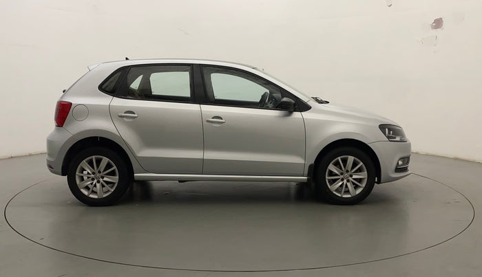 2015 Volkswagen Polo HIGHLINE1.2L, Petrol, Manual, 17,418 km, Right Side