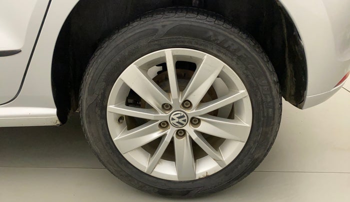 2015 Volkswagen Polo HIGHLINE1.2L, Petrol, Manual, 17,418 km, Left Rear Wheel