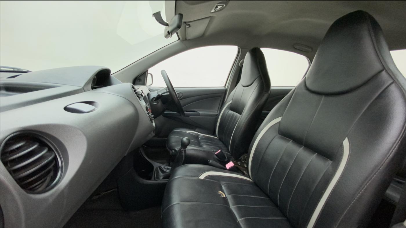 2012 Toyota Etios G, Petrol, Manual, 65,175 km, Right Side Front Door Cabin