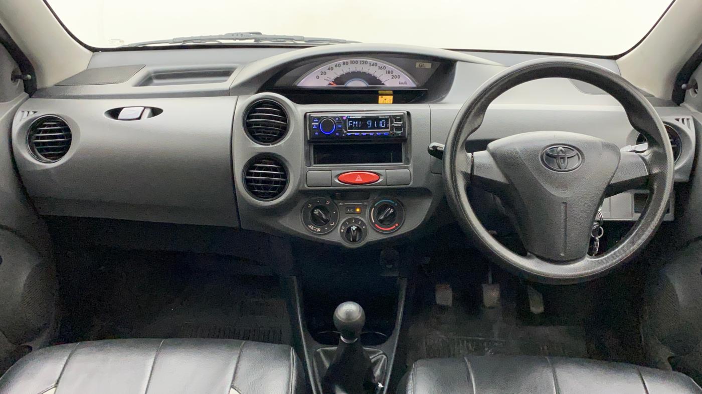 2012 Toyota Etios G, Petrol, Manual, 65,175 km, Dashboard