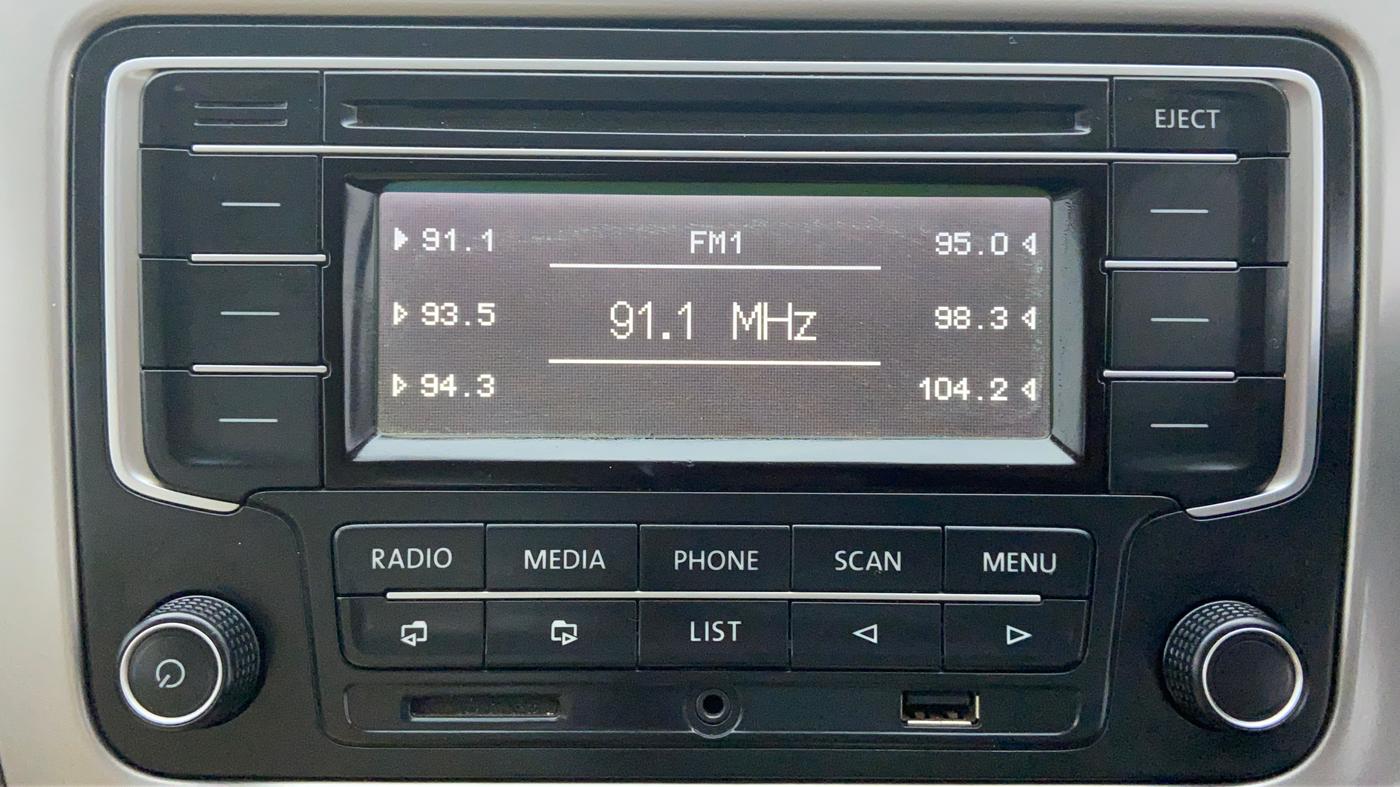 2016 Volkswagen Vento HIGHLINE 1.2 TSI AT, Petrol, Automatic, 68,459 km, Infotainment System