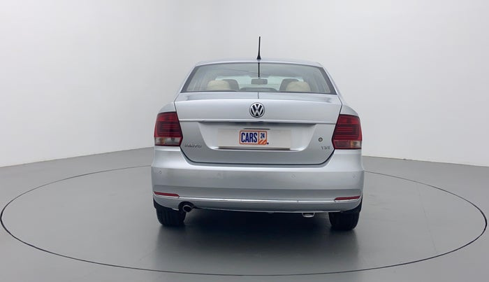 2016 Volkswagen Vento HIGHLINE 1.2 TSI AT, Petrol, Automatic, 68,459 km, Back/Rear View