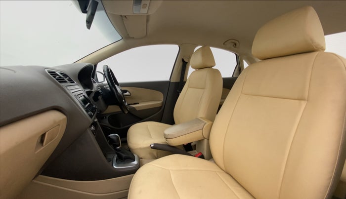 2016 Volkswagen Vento HIGHLINE 1.2 TSI AT, Petrol, Automatic, 68,459 km, Right Side Front Door Cabin View