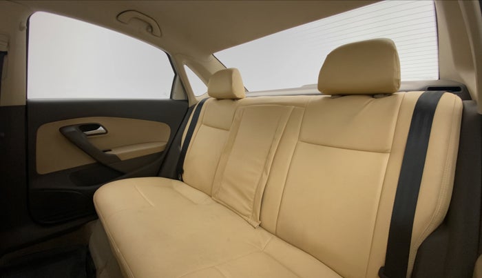 2016 Volkswagen Vento HIGHLINE 1.2 TSI AT, Petrol, Automatic, 68,459 km, Right Side Rear Door Cabin View