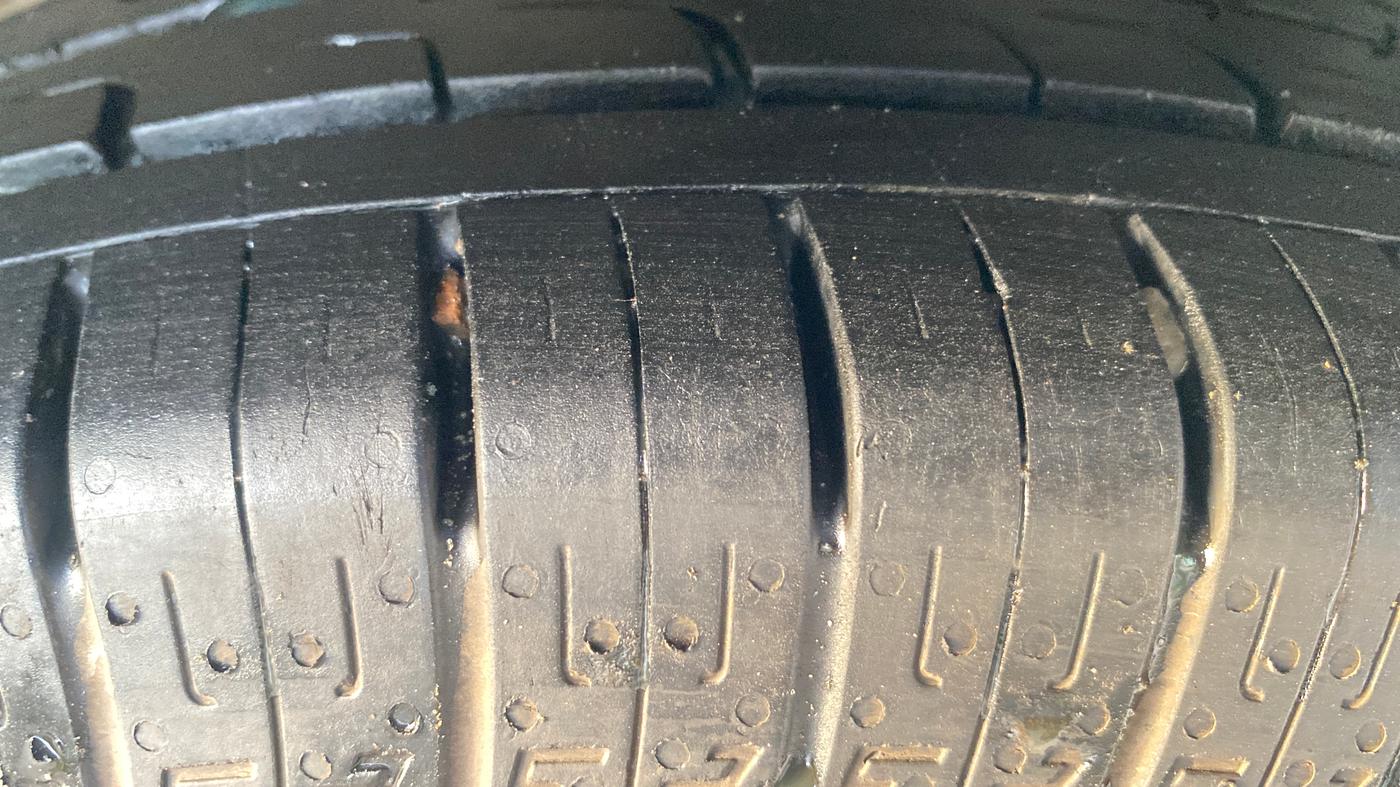 2020 Tata Tiago XT PETROL, CNG, Manual, 92,563 km, Left Rear Tyre Tread