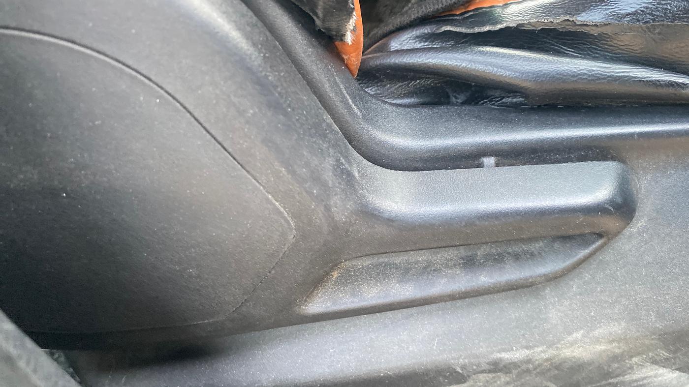 2020 Tata Tiago XT PETROL, CNG, Manual, 92,563 km, Driver Side Adjustment Panel