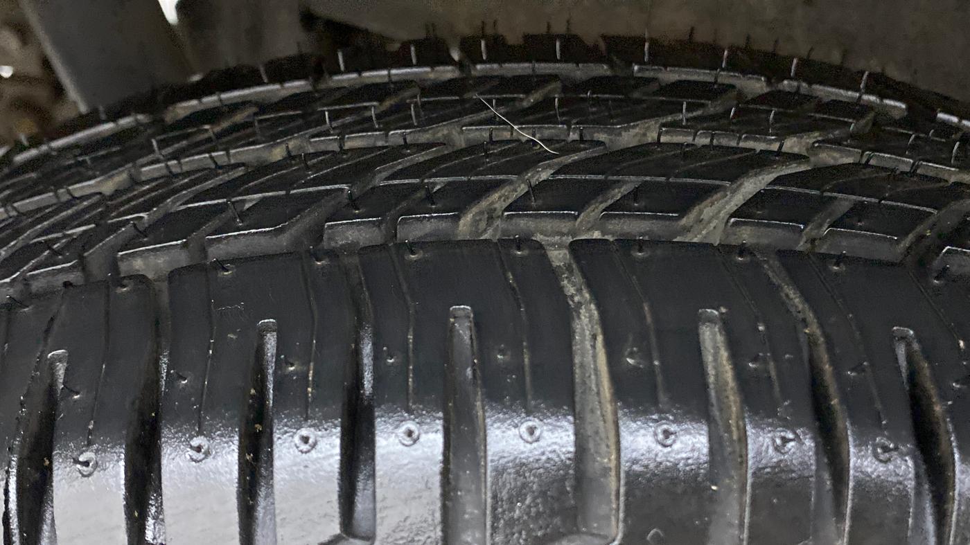 2013 Maruti Wagon R 1.0 VXI, Petrol, Manual, 18,887 km, Right Rear Tyre Tread