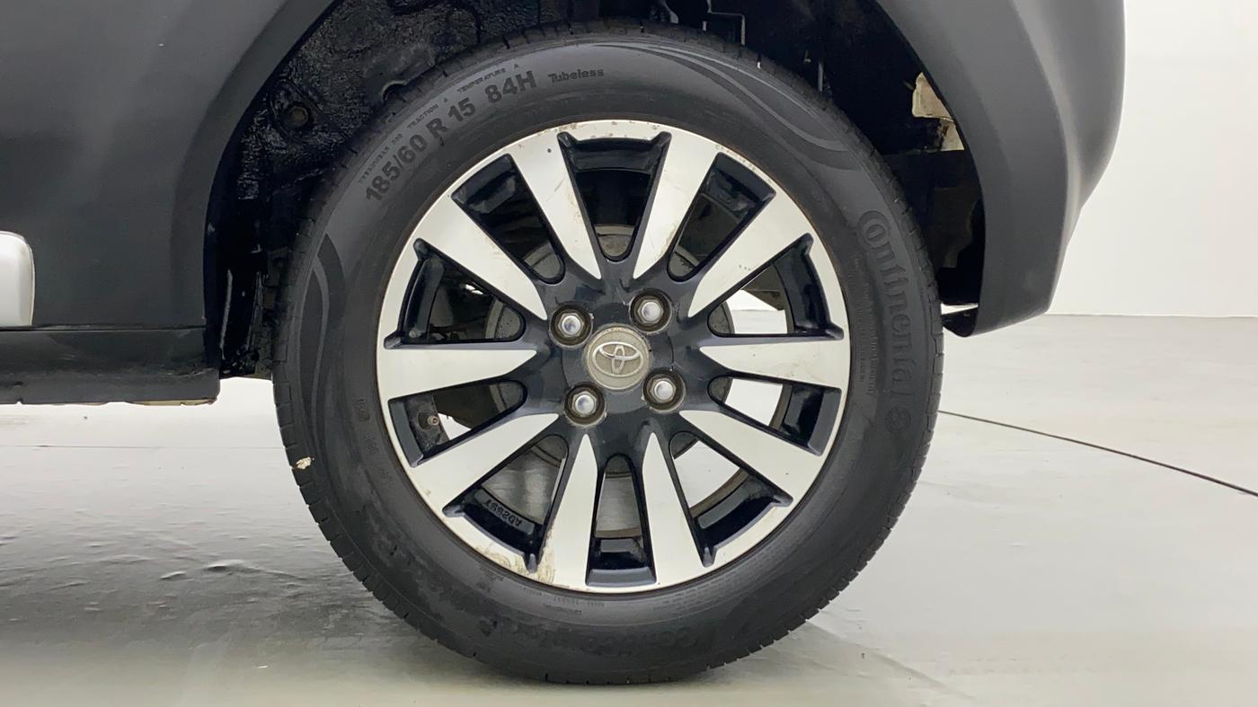 2014 Toyota Etios CROSS VD, Diesel, Manual, 83,974 km, Left Rear Wheel