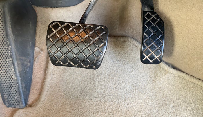 2018 Volkswagen Vento HIGHLINE PLUS 1.5 AT 16 ALLOY, Diesel, Automatic, 1,31,512 km, Pedals