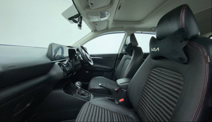 2023 KIA SONET GTX PLUS 1.0 DCT, Petrol, Automatic, 15,877 km, Right Side Front Door Cabin