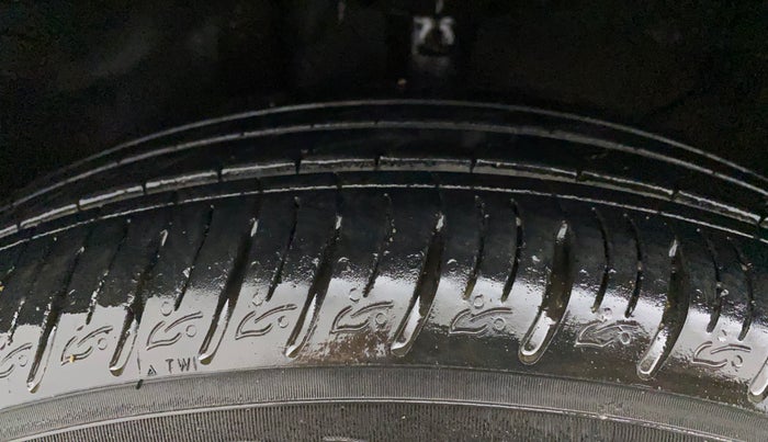 2023 KIA SONET GTX PLUS 1.0 DCT, Petrol, Automatic, 15,877 km, Left Front Tyre Tread