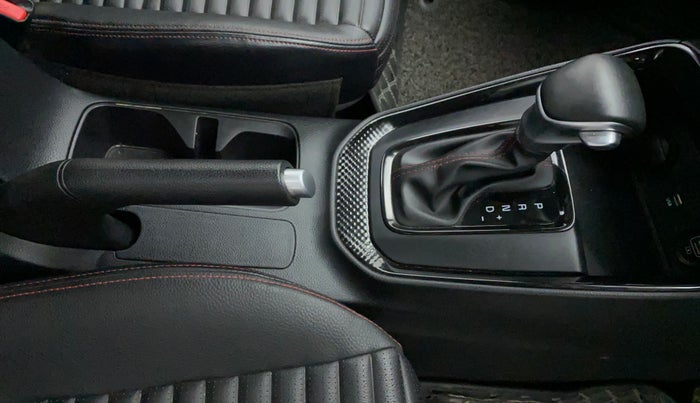 2023 KIA SONET GTX PLUS 1.0 DCT, Petrol, Automatic, 15,877 km, Gear Lever