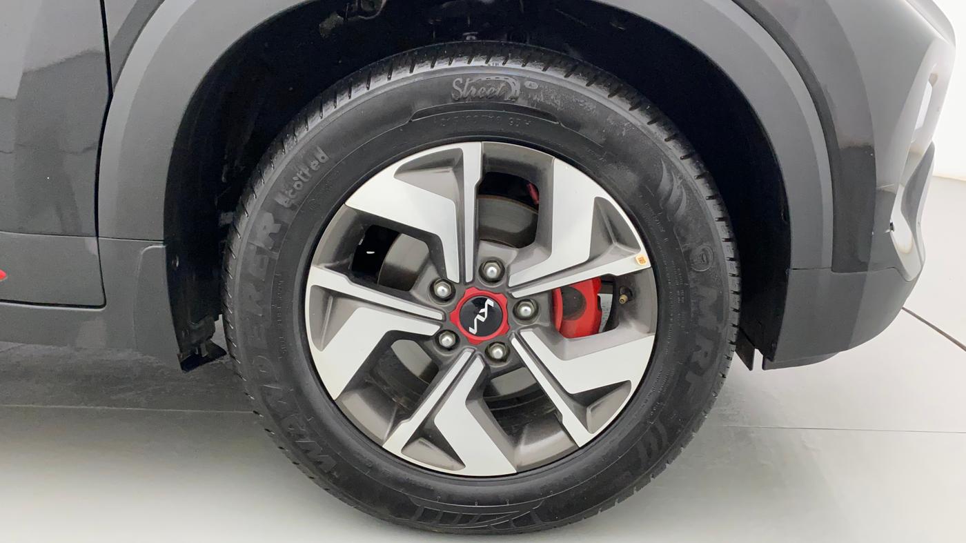 2023 KIA SONET GTX PLUS 1.0 DCT, Petrol, Automatic, 15,877 km, Right Front Wheel