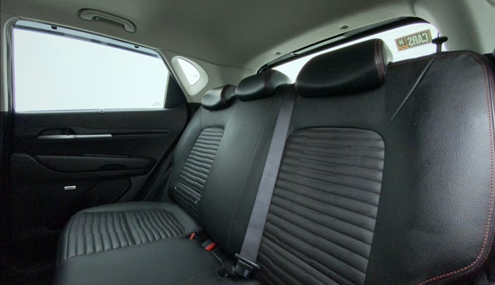 2023 KIA SONET GTX PLUS 1.0 DCT, Petrol, Automatic, 15,877 km, Right Side Rear Door Cabin