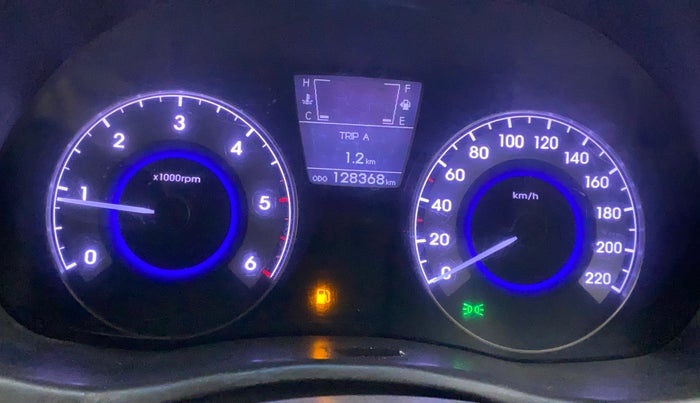2013 Hyundai Verna FLUIDIC 1.6 CRDI SX, Diesel, Manual, 1,28,368 km, Odometer Image