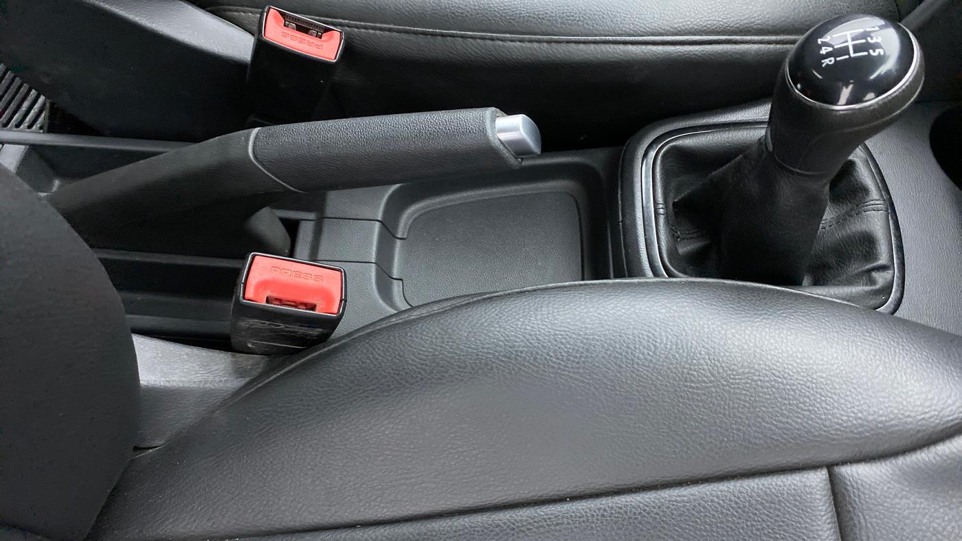 2019 Volkswagen Polo Trendline 1.0 L Petrol, Petrol, Manual, 21,262 km, Gear Lever