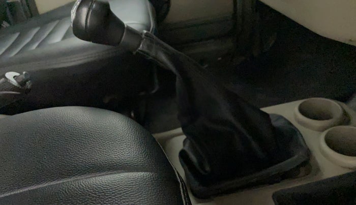 2019 Mahindra Thar CRDE 4X4 AC, Diesel, Manual, 46,258 km, Gear lever - Boot Cover minor damage