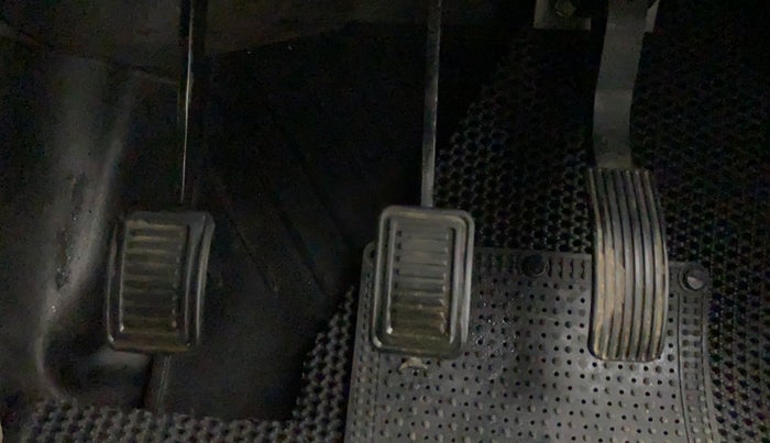 2019 Mahindra Thar CRDE 4X4 AC, Diesel, Manual, 46,258 km, Pedals