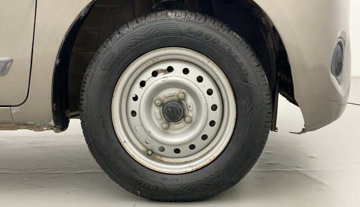 2019 Maruti New Wagon-R LXI CNG 1.0 L, CNG, Manual, 95,962 km, Right Front Wheel
