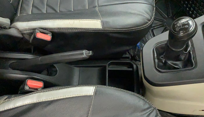 2019 Maruti New Wagon-R LXI CNG 1.0 L, CNG, Manual, 95,962 km, Gear Lever