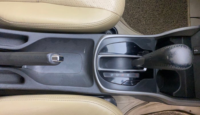 2017 Honda City 1.5L I-VTEC VX CVT, Petrol, Automatic, 1,36,632 km, Gear Lever