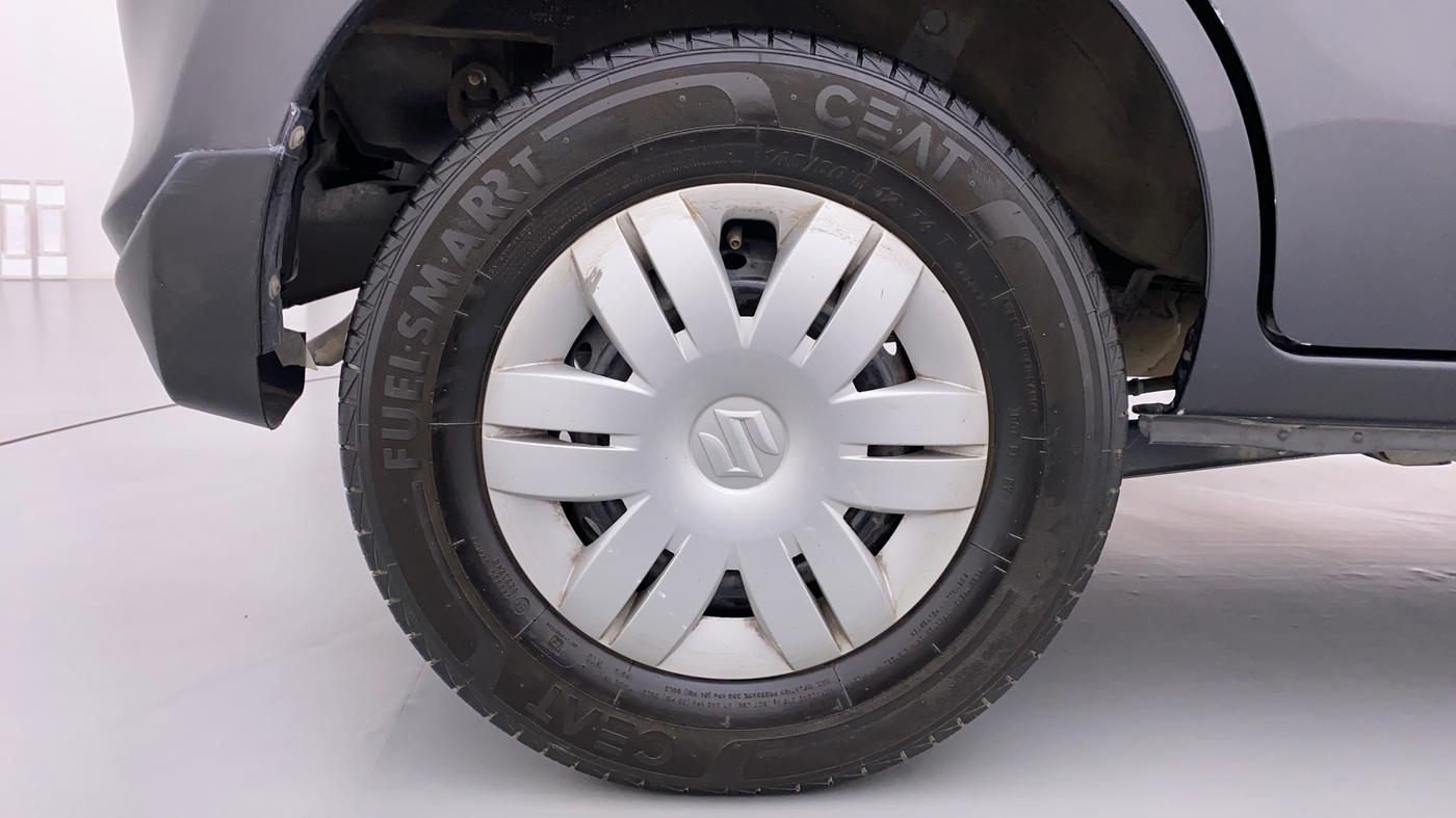 2021 Maruti Alto VXI, Petrol, Manual, 39,684 km, Right Rear Wheel