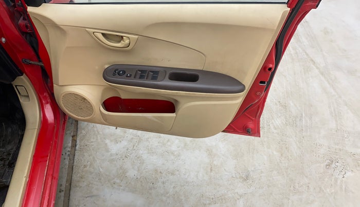 2013 Honda Brio S MT, Petrol, Manual, 79,394 km, Driver Side Door Panels Control