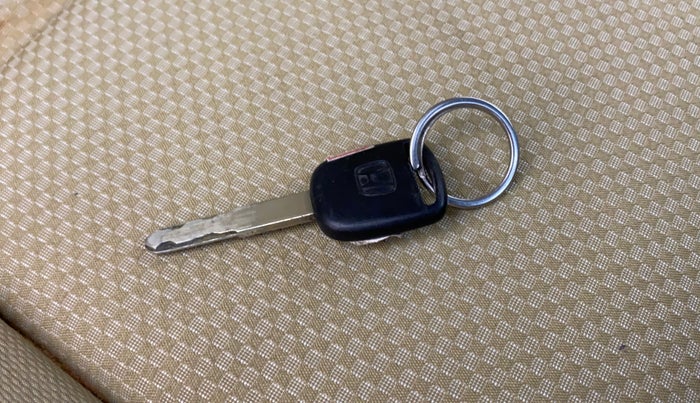 2013 Honda Brio S MT, Petrol, Manual, 79,394 km, Key Close Up