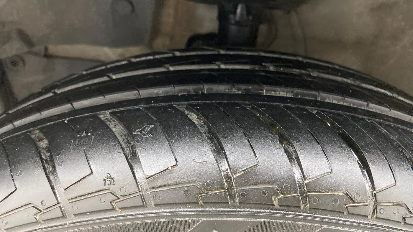 2016 Honda Jazz 1.2L I-VTEC V AT, Petrol, Automatic, 54,412 km, Left Front Tyre Tread