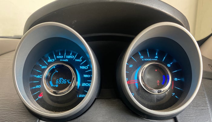 2016 Mahindra XUV500 W10, Diesel, Manual, 69,315 km, Odometer Image