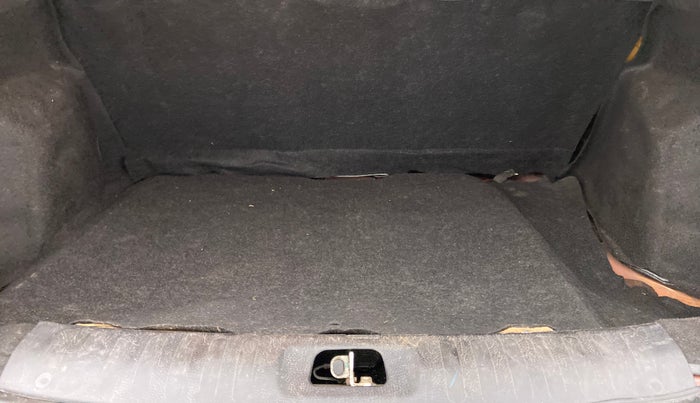 2015 Maruti Swift Dzire VXI, Petrol, Manual, 74,217 km, Boot Inside