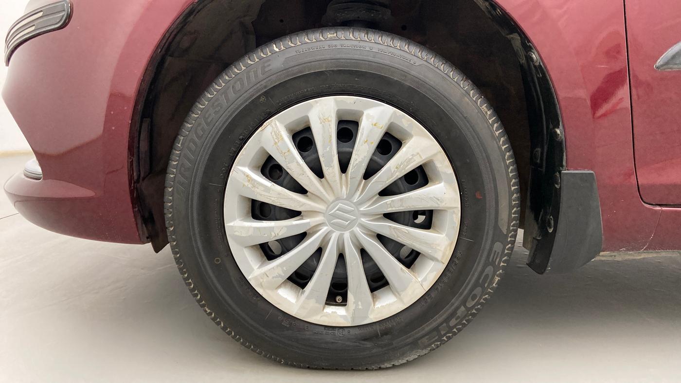 2015 Maruti Swift Dzire VXI, Petrol, Manual, 74,217 km, Left Front Wheel
