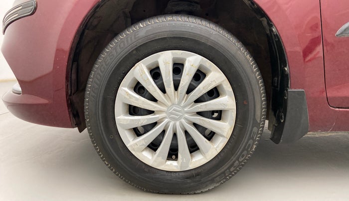 2015 Maruti Swift Dzire VXI, Petrol, Manual, 74,217 km, Left Front Wheel
