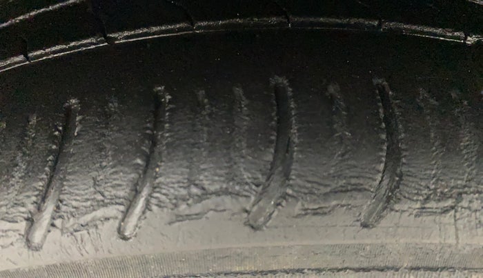 2020 Tata ALTROZ XZ PETROL, Petrol, Manual, 53,259 km, Left Front Tyre Tread