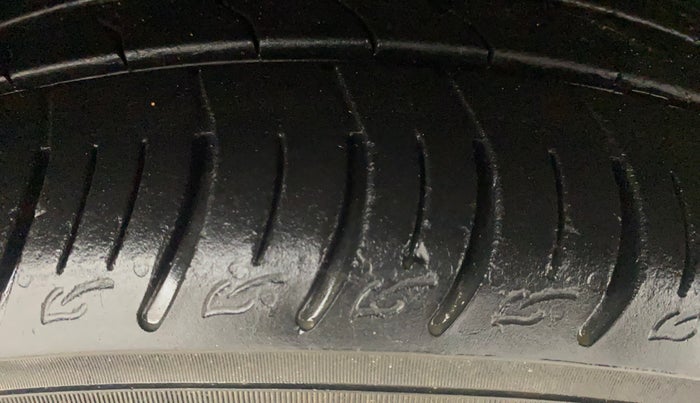 2020 Tata ALTROZ XZ PETROL, Petrol, Manual, 53,259 km, Right Front Tyre Tread