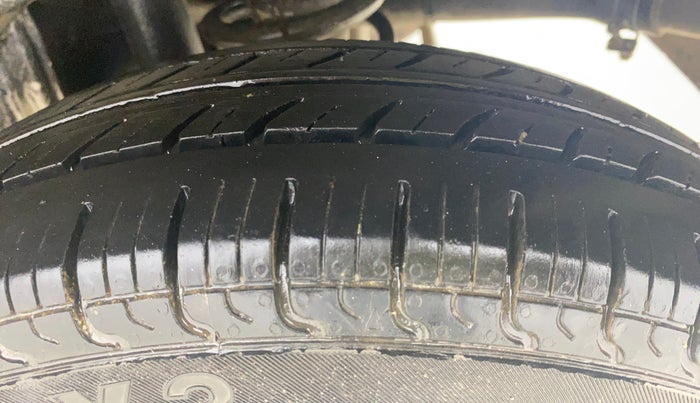 2020 Maruti Alto LXI CNG, CNG, Manual, 75,230 km, Left Rear Tyre Tread