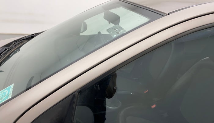 2012 Hyundai i20 MAGNA (O) 1.2, Petrol, Manual, 70,759 km, Left A pillar - Slightly dented