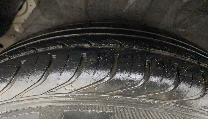 2012 Hyundai i20 MAGNA (O) 1.2, Petrol, Manual, 70,759 km, Right Rear Tyre Tread