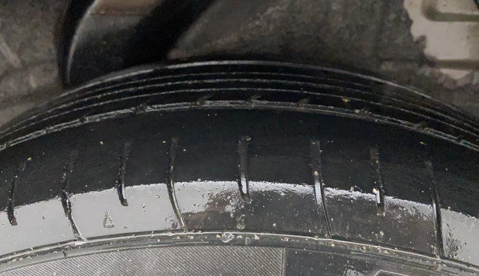 2012 Hyundai i20 MAGNA (O) 1.2, Petrol, Manual, 70,759 km, Left Rear Tyre Tread