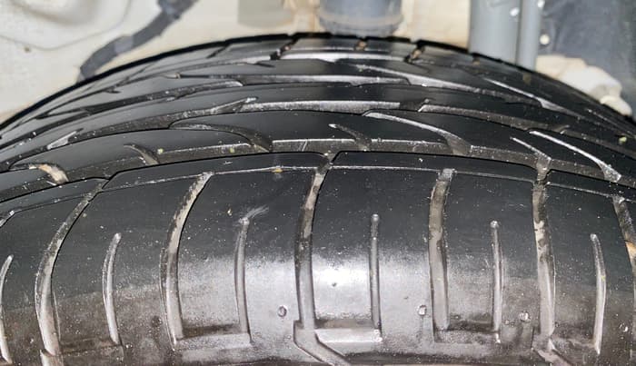 2025 Tata Curvv Creative 1.2 Petrol 7DCA, Petrol, Automatic, 12,474 km, Left Rear Tyre Tread