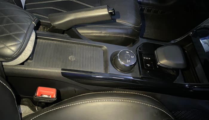 2025 Tata Curvv Creative 1.2 Petrol 7DCA, Petrol, Automatic, 12,474 km, Gear Lever